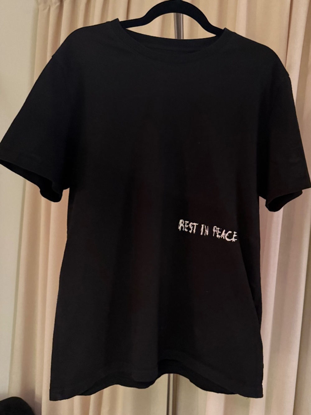 RTA Black RIP Cross T-Shirt Large